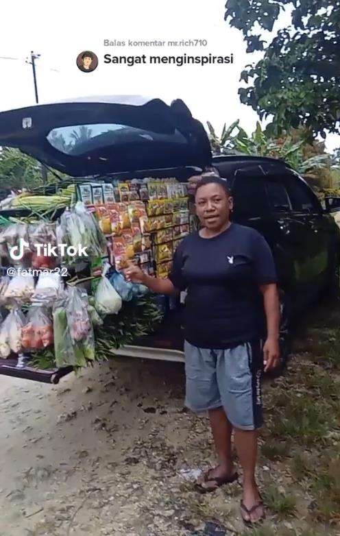Viral Daihatsu Terios di Papua dipakai buat jualan sayur keliling.