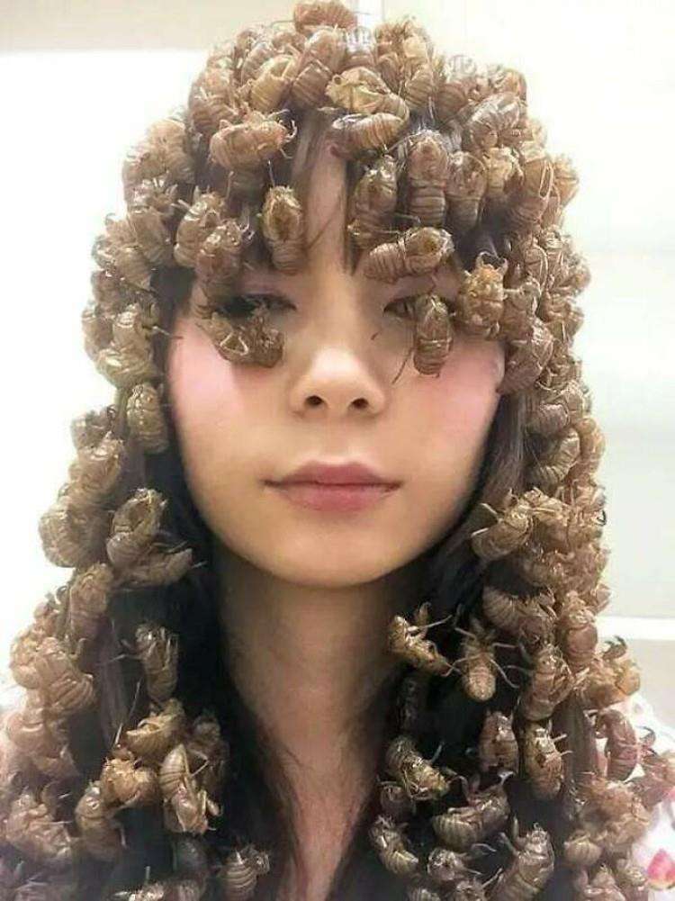 Foto kutukan yang terlihat menyeramkan.