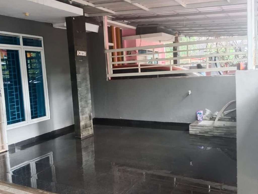 Potret Rumah Zaskia Gotik dijual