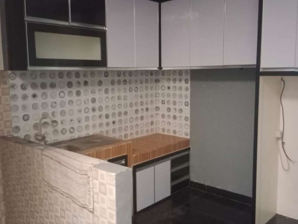Potret Rumah Zaskia Gotik dijual