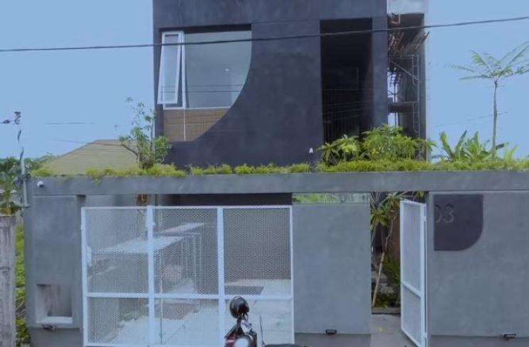 Rumah Ayudia Bing Slamet dan Ditto Rumah Ayudia Bing Slamet dan Ditto