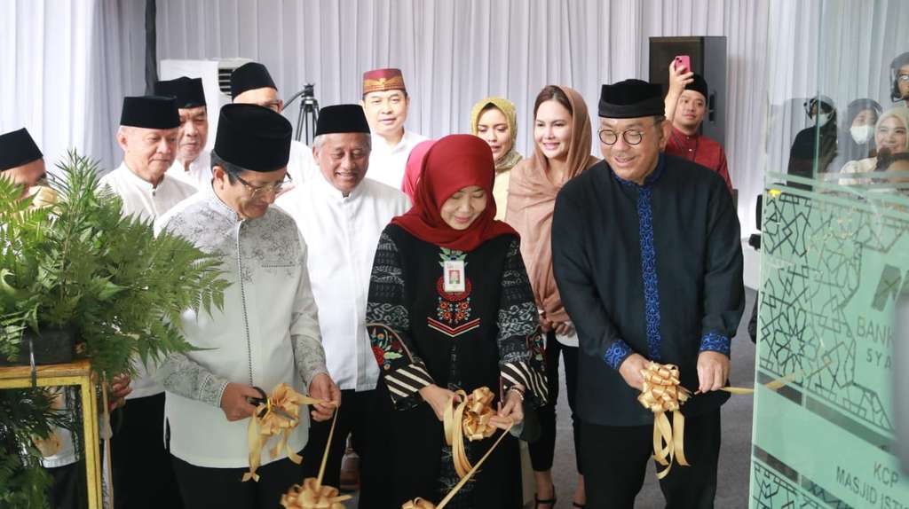 Buka KCP Baru di Istiqlal, Bank Mega Syariah Tak Lupa Tingkatkan Transformasi Digital
