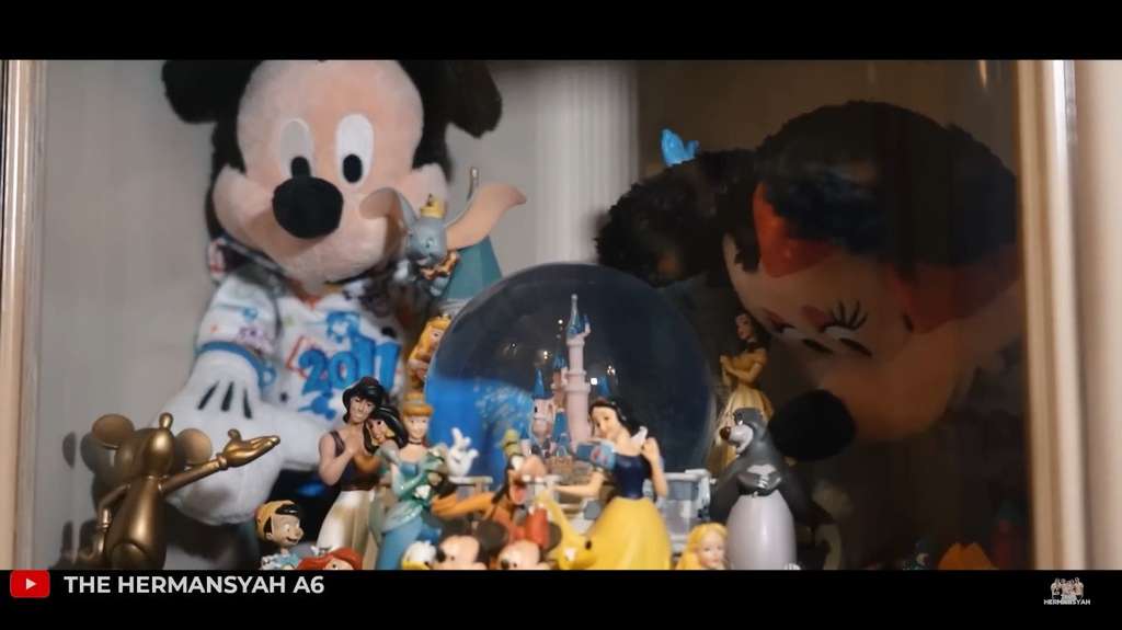 Sosok Monica Soraya Crazy Rich yang Adopsi Belasan Anak, Punya Rumah Rp200 Miliar Mirip Disneyland