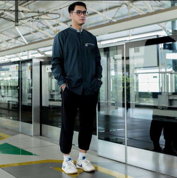 Potret Ricky Harun