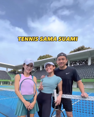 Potret Ayu Dewi dan Regi Datau