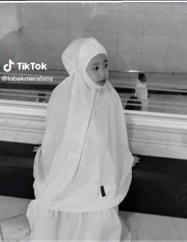 Masya Allah, Anak 4 Tahun Meninggal Dunia Saat Sedang Umroh Bersama Keluarganya