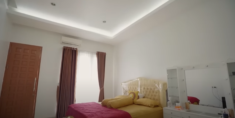 Rumah H. Faisal dan Mama Fuji