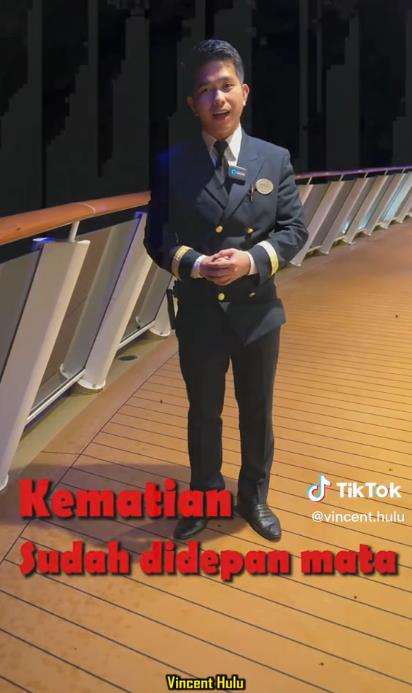 Detik-detik menegangkan berlayar di atas lautan angker Segitiga Bermuda.