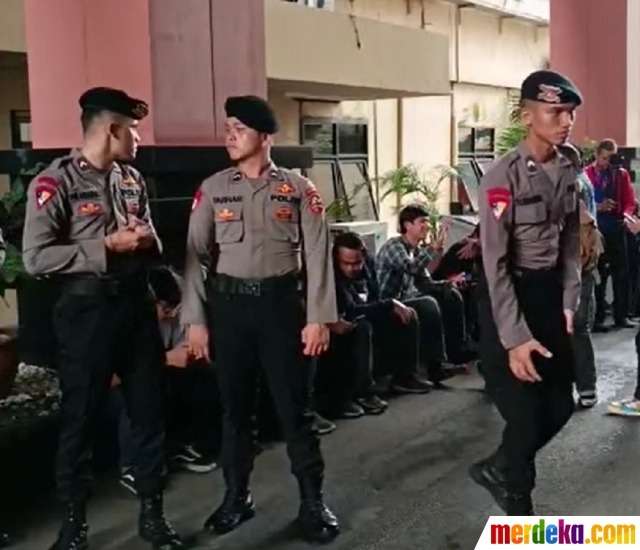 Begini Penampilan Bharada E saat Jalani Sidang Etik yang Menentukan Nasib Karirnya di Polri