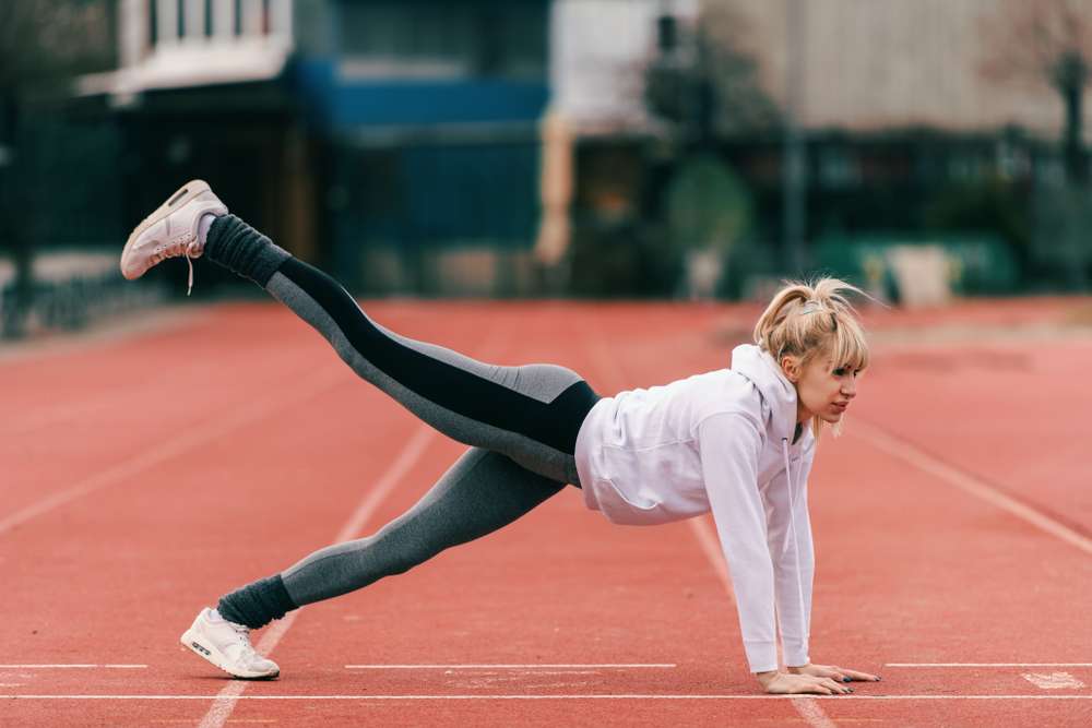 Plank with Leg Raise