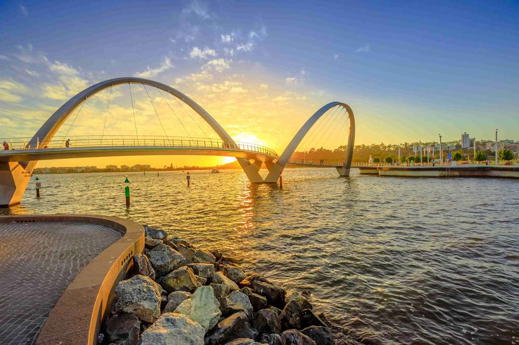 Jembatan Matagarup di Perth