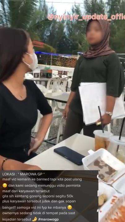 Pelanggan dan pelayan adu mulut soal harga kentang goreng.