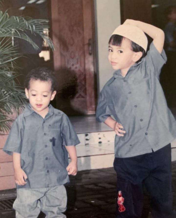 Potret Kecil Dewa Dayana