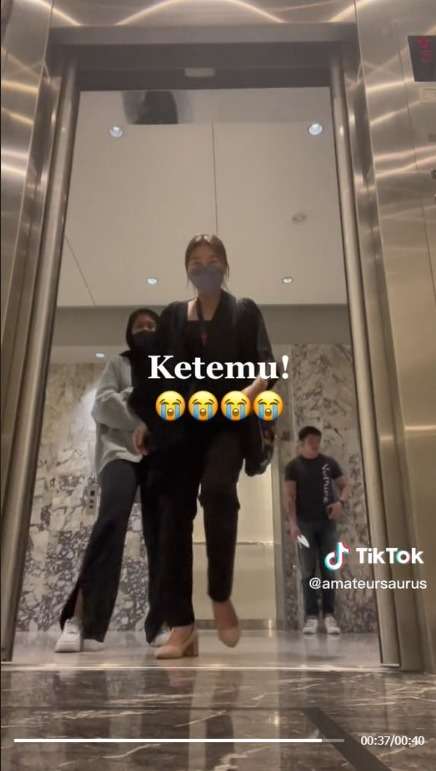 Niat Ngonten, Handphone Wanita ini Hampir Pindah Tangan, Untung Masih Rejeki