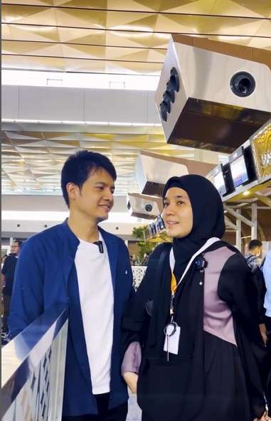 Potret Dimas Seto dan Dhini Aminarti