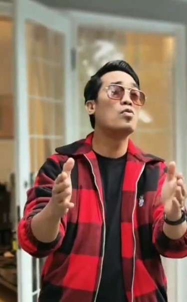 Dide vokalis Hijau Daun