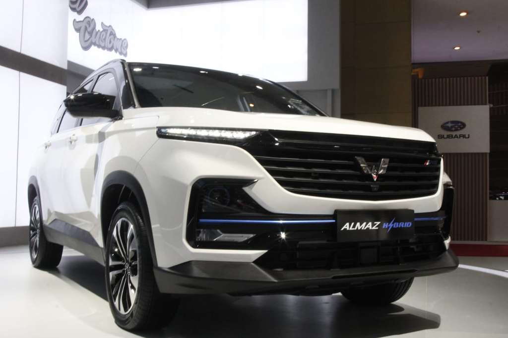 Wuling Almaz Hybrid