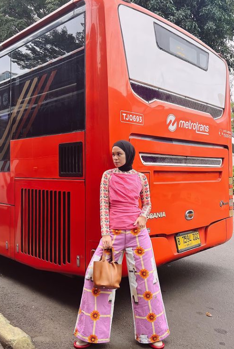Instagram @tantrinamirah