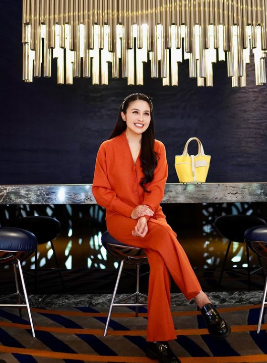 Instagram Sandra Dewi