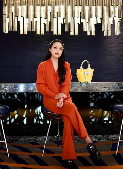 Instagram Sandra Dewi