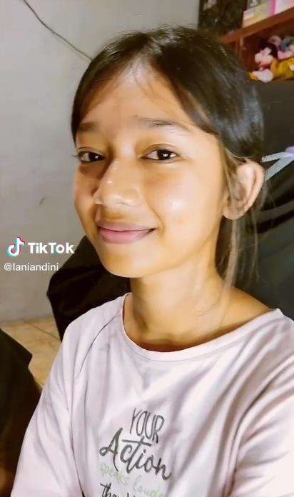 Transformsi wajah polos gadis berkulit sawo matang dibilang mirip Nikita Willy.