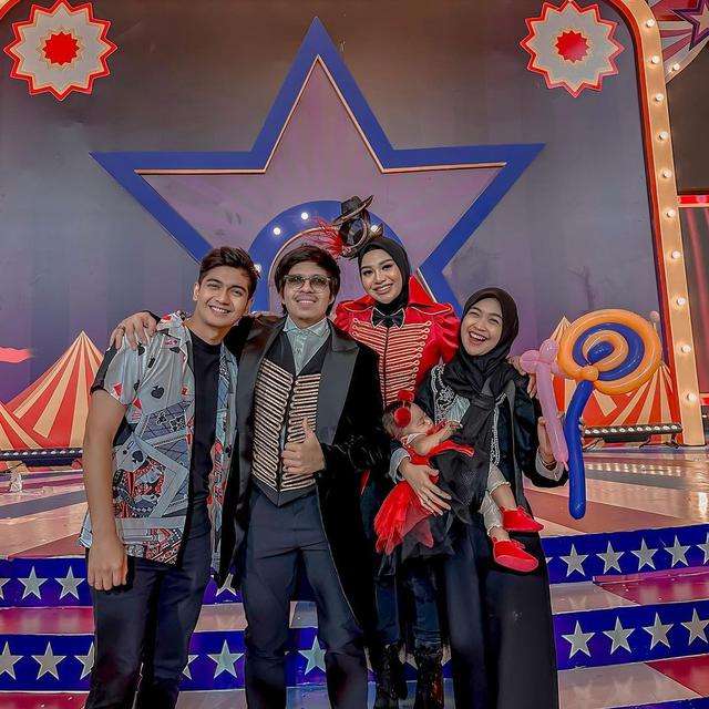 (Instagram/riaricis1795)