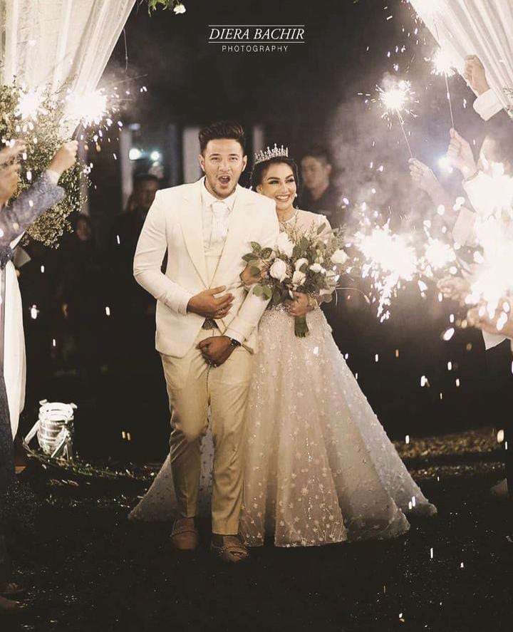 Potret Ammar Zoni dan Istri