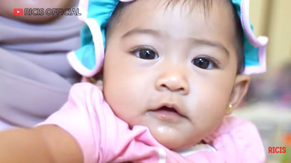 Moana putri Ria Ricis dan Teuku Ryan