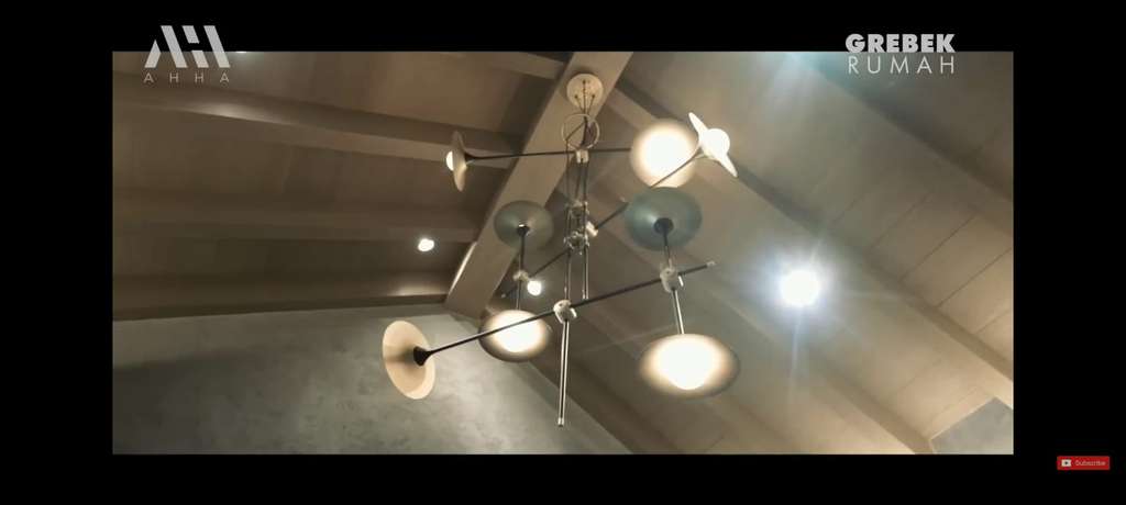 Potret Kamar El Rumi Potret Kamar El Rumi