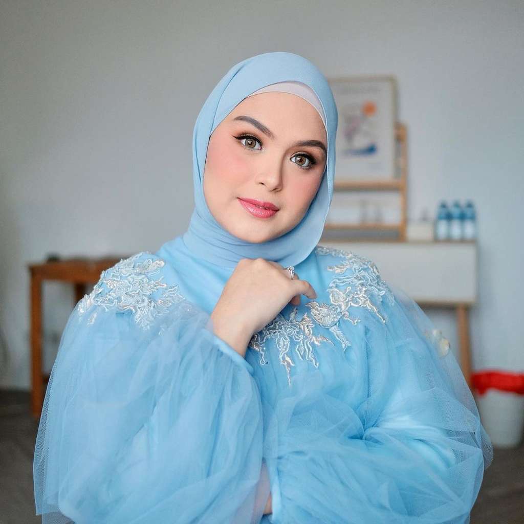 Vebby Palwinta