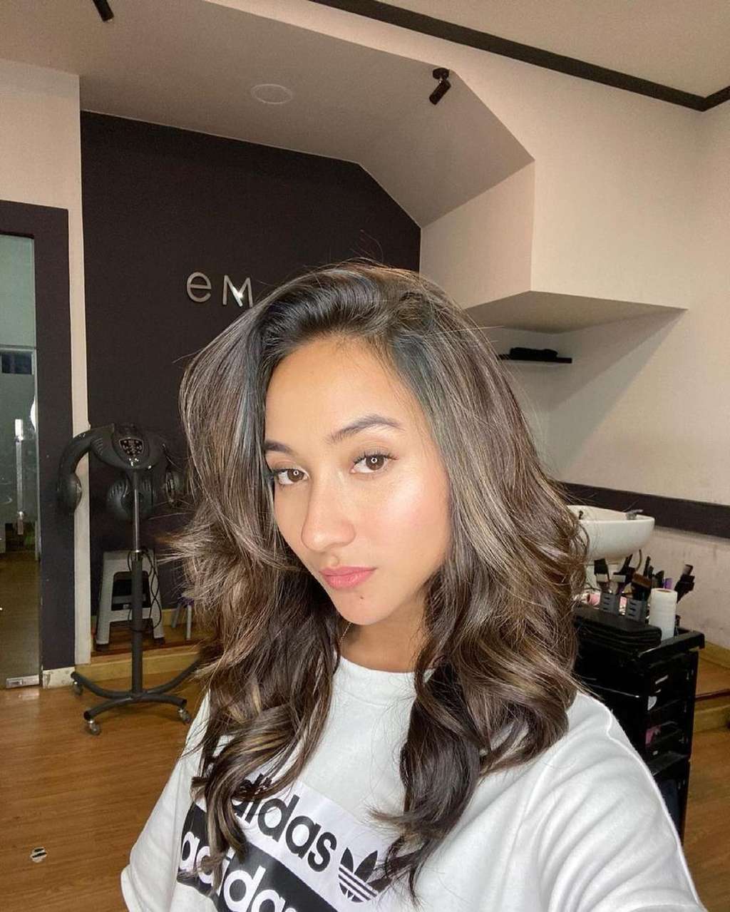 Potret Naomi Zaskia