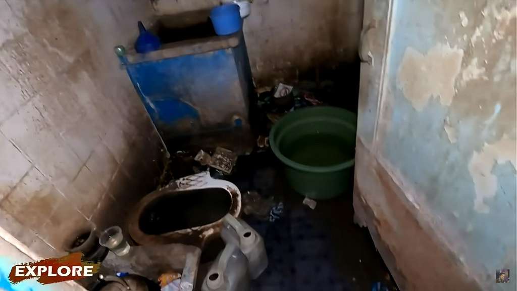 Kisah Pak Edy, 20 Tahun Tinggal Sebatang Kara di Rumah Terbengkalai