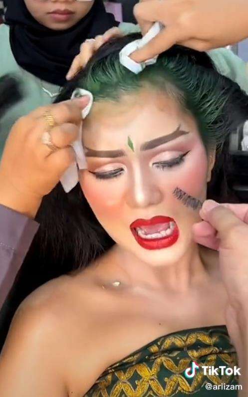 Momen pengantin mirip Erina Gudono teraniaya saat hapus makeupnya.