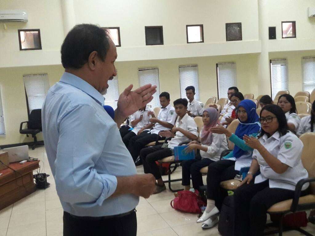 Potret Fuad pemeran ayah Jun di Jin dan Jun