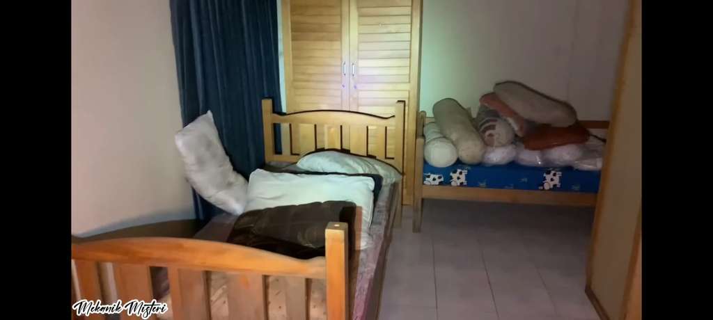 Potret Rumah Barry Prima