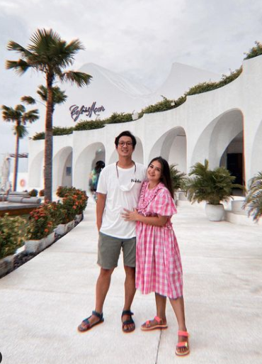 Instagram @putrititian Instagram @putrititian