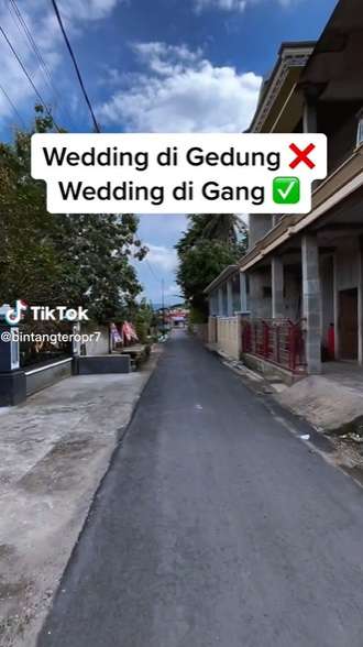Dekorasi Mewah Pernikahan di Gang