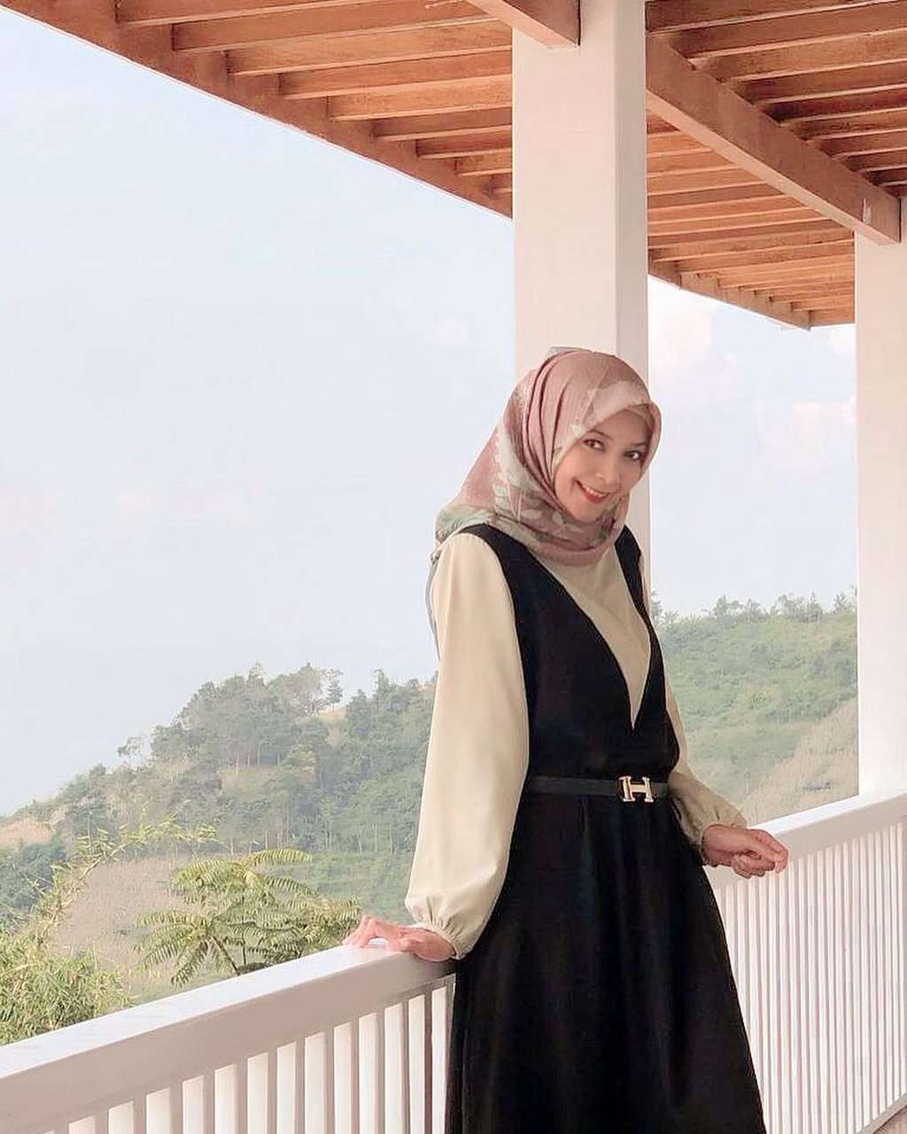 Potret terbaru Eksanti pemeran Bu Samsul di Jin dan Jun