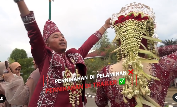 TikTok @dhillaaaaaaaaaaaaa0