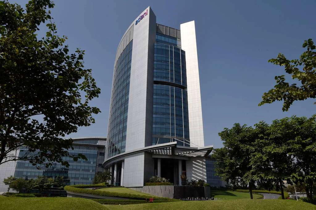 Kantor pusat Adani Grup