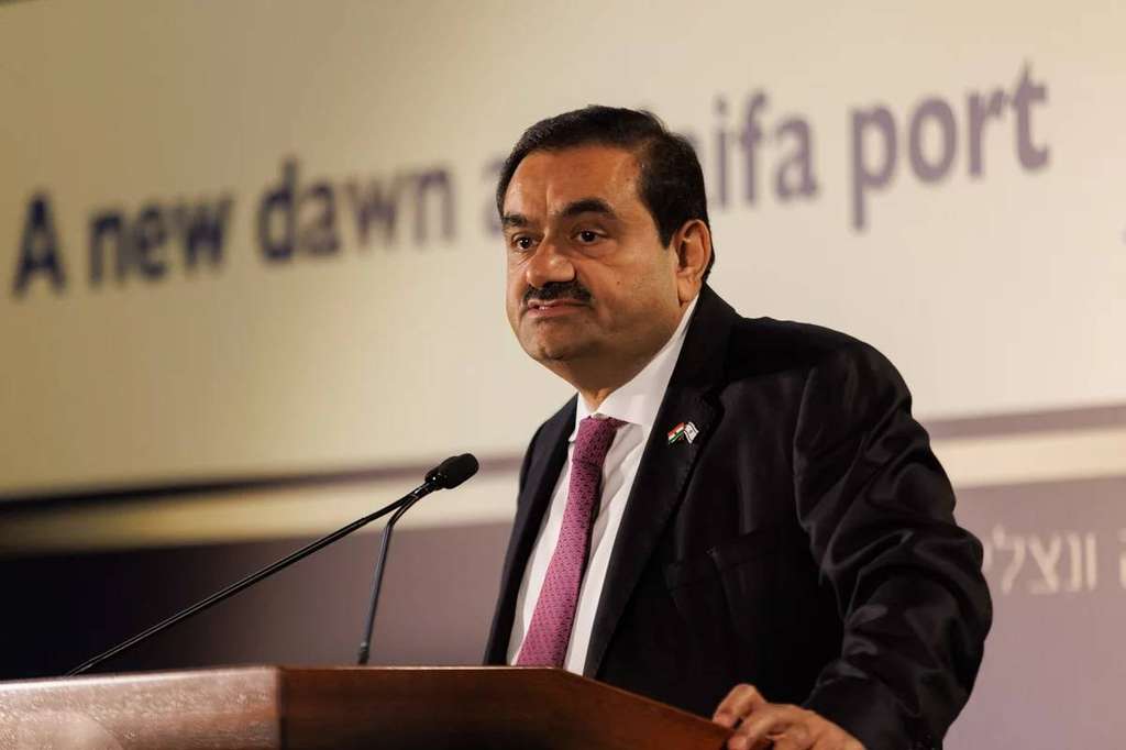Gautam Adani di sebuah acara Gautam Adani di sebuah acara