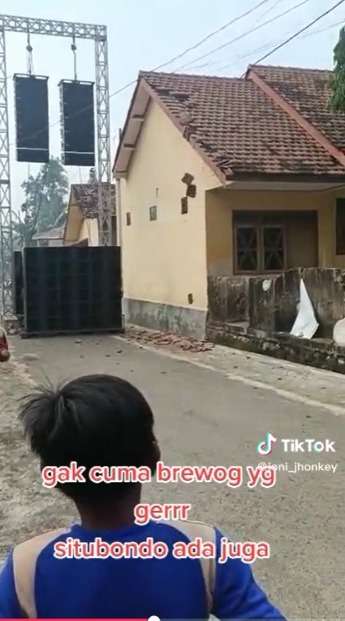 Heboh Suara Sound System Super Kenceng, Sampe Genteng Rumah Tetangga Pecah Berjatuhan