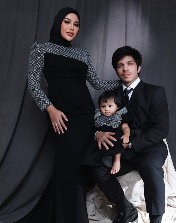 Instagram @aurelie.hermansyah