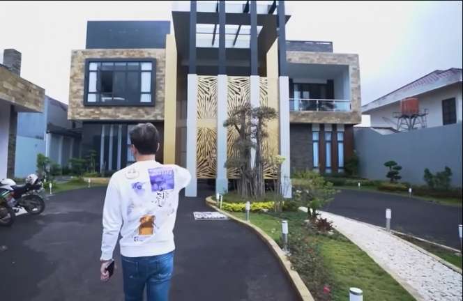 Rumah dokter Richard Lee