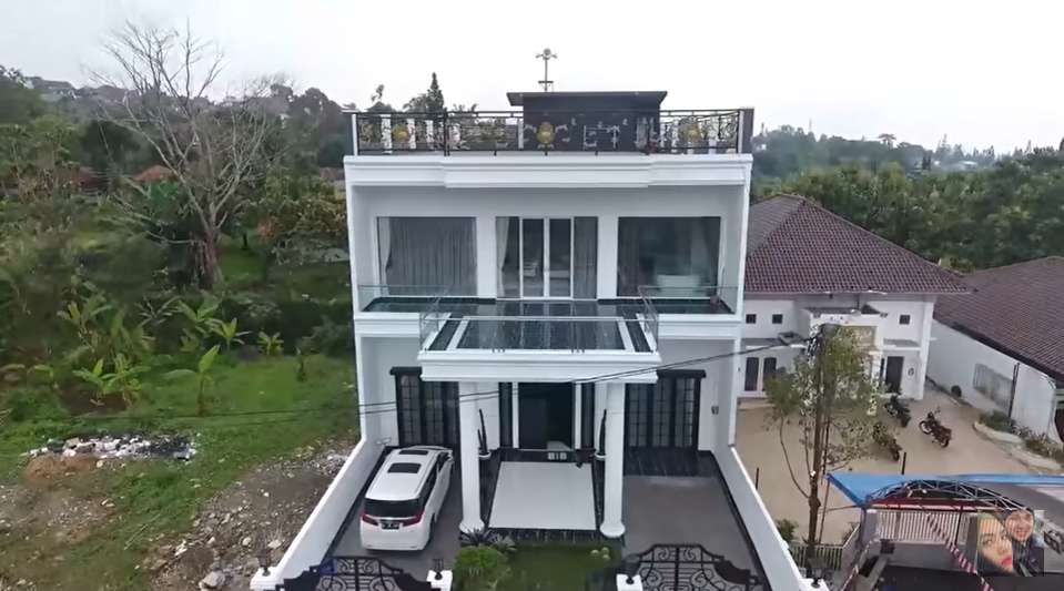 Rumah Kartika Putri