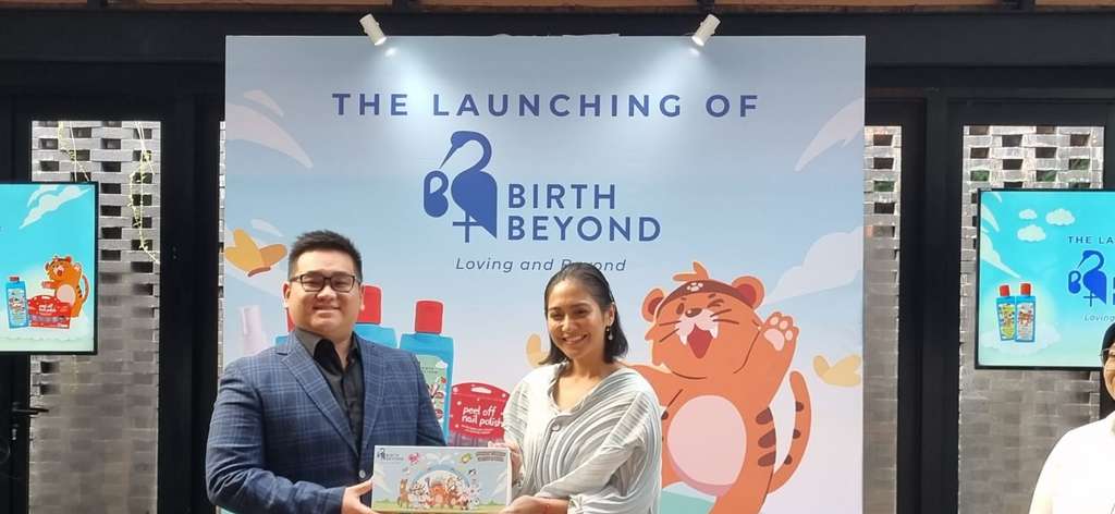 Caca Tengker di Peluncuran Birth Beyond