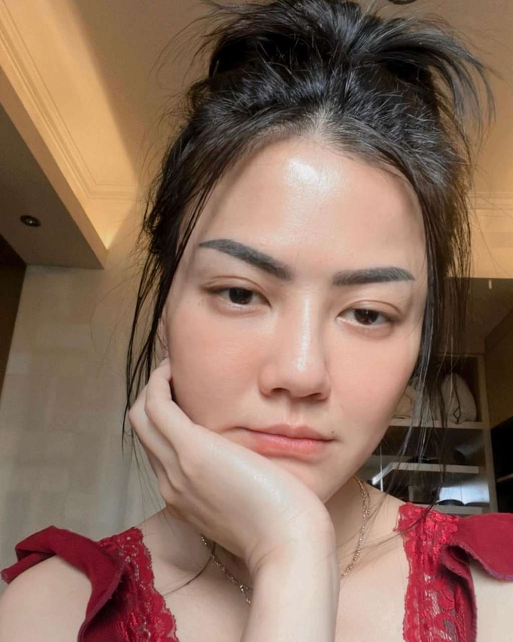 potret Nita Gunawan tampil polos tanpa makeup potret Nita Gunawan tampil polos tanpa makeup