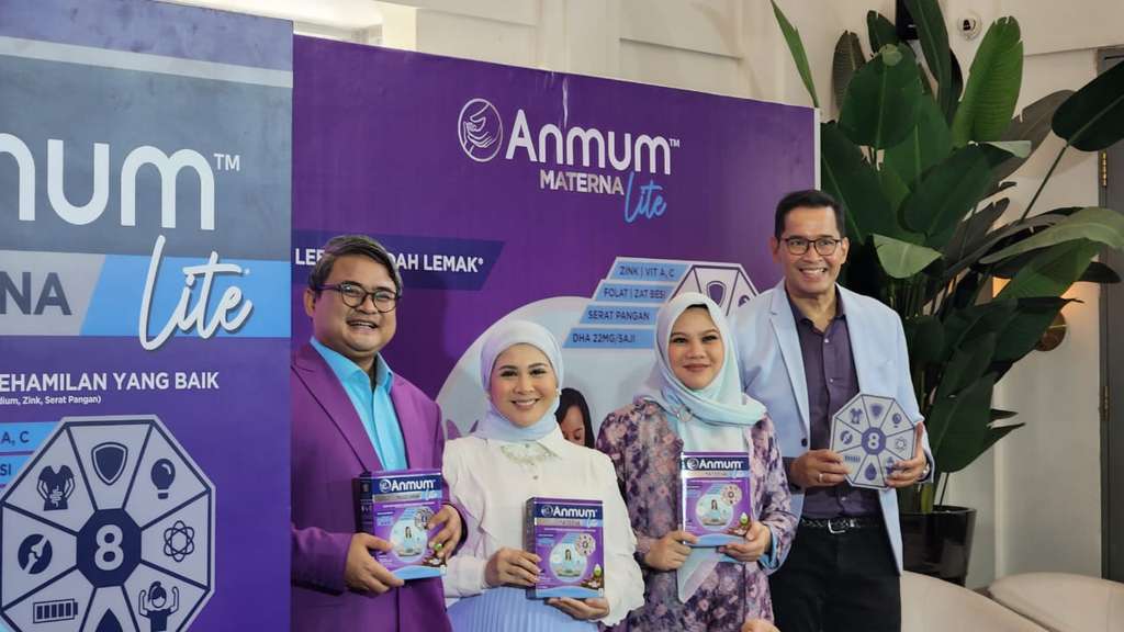 Ferdike Yunuri Nadya/ Dream