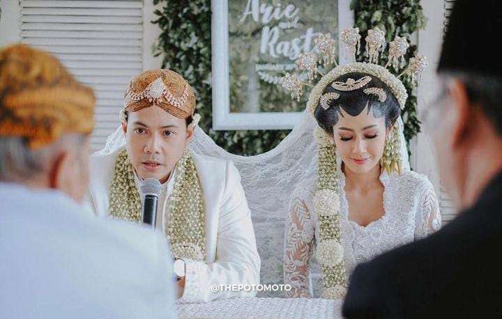 Potret Ardina Rasti dan Suami