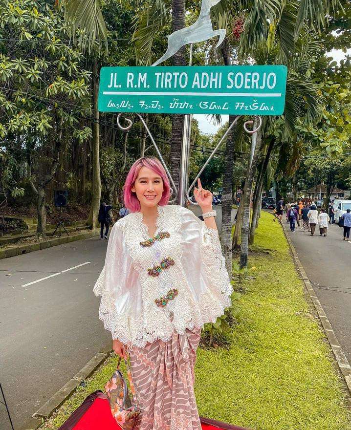 Potret Ardina Rasti